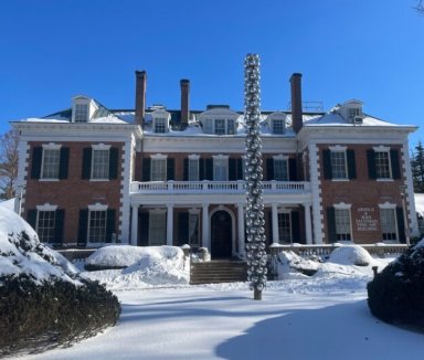 The Nassau County Museum of Art closed after a pipe burst in the sub-basement due to sub-freezing temperatures.