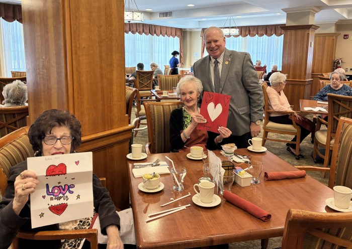 Deputy Minority Leader Arnold W. Drucker delivered Valentine's Day cards created by Nassau County students to seniors to celebrate the holiday.