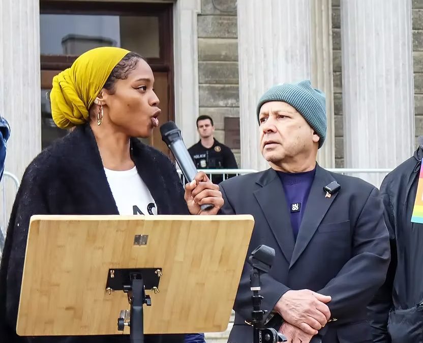 Kiana Bierra-Anderson (L.), a progressive candidate for the 4th Congressional District, is challenging the incumbent Democrat Rep. Laura Gillen.