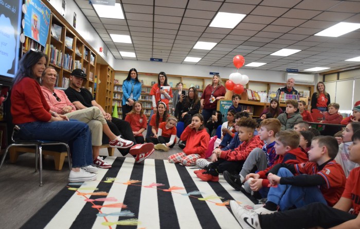 After the reading, Angela and Logan O’Hoppe answered student questions.