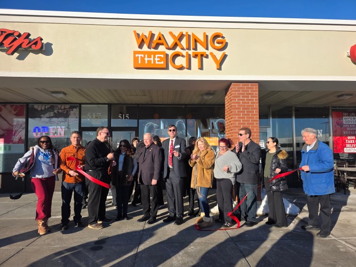 Waxing the City, Jericho, celebrated its ribbon cutting event on Friday, January 30, with live music, food, cocktails, and over 50 attendees, including local officials, and members of the Syosset Woodbury Chamber of Commerce, which co-hosted the event.