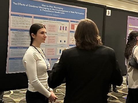 Roslyn seniors present research at National Psychology Conference