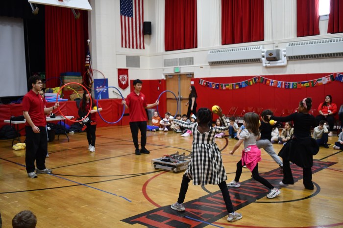 Hampton Street School students learned with Mineola high schoolers. 