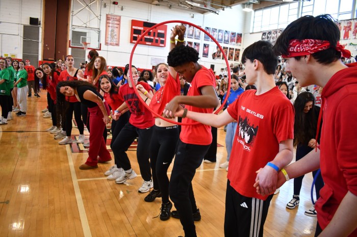 Battle of the Classes is an annual tradition at Mineola High School.