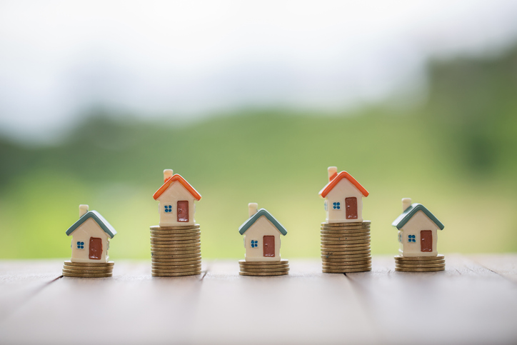 Long Island real estate: Low rates meet low inventory