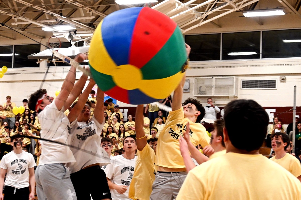 North Shore High School holds annual Sports Night competition