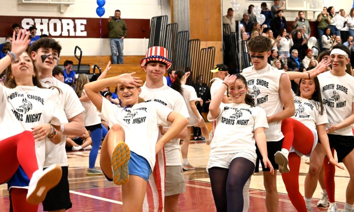 A dance competition took place during the event. 