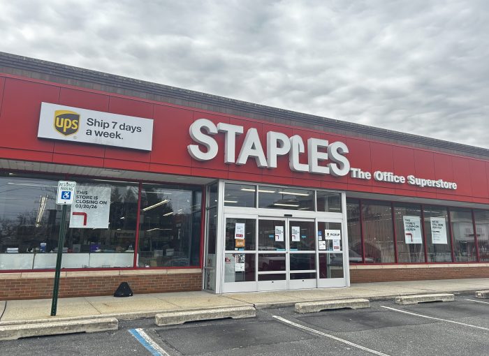 The Staples location at at 1410 Northern Blvd in Manhasset will close on Friday.