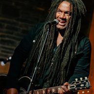 Jeffrey Gaines bringing passion to his performance.