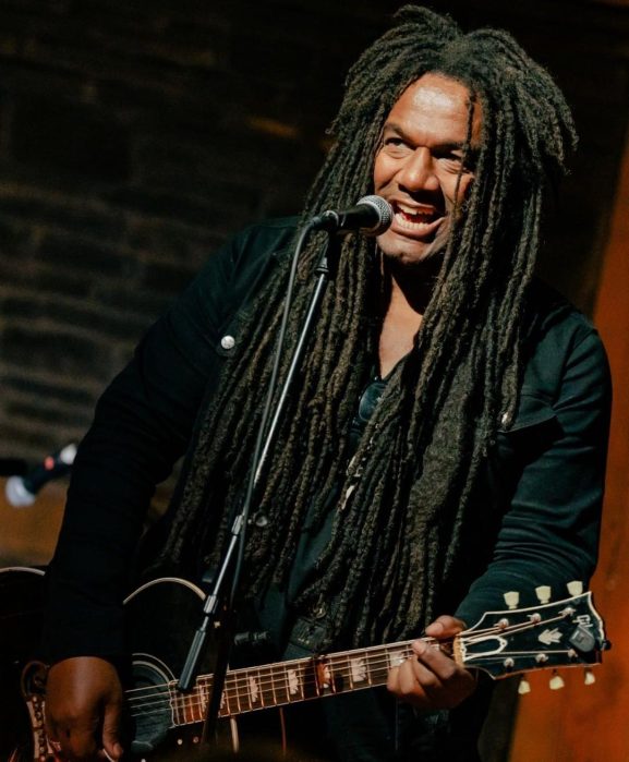 Jeffrey Gaines bringing passion to his performance.