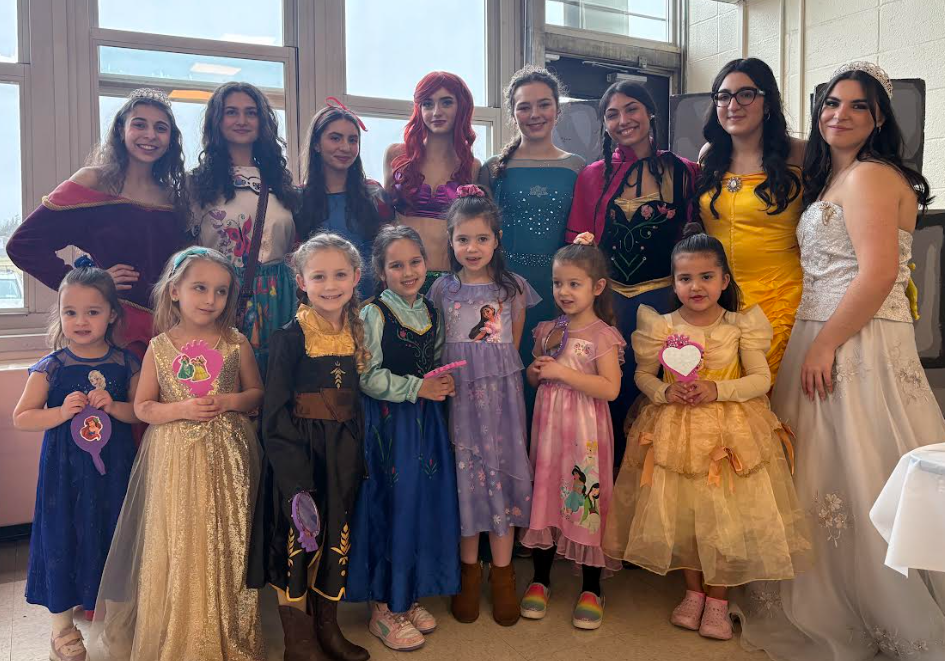 Carle Place students host ‘Princess Breakfast’ to highlight Cinderella performance
