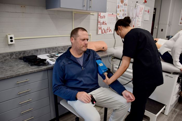 Students interested in medicine practiced real-world skills on faculty. 