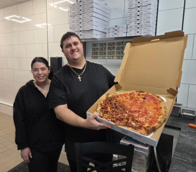 Nicole and Vinny Corrao on the job at their new Americano Pizza Shop in Syosset.